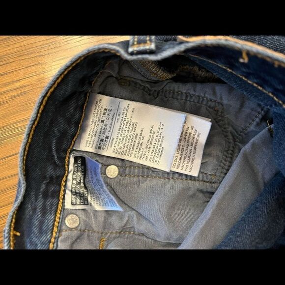 Levi’s Button Fly 501 shorts. Size 27. - Picture 5 of 13